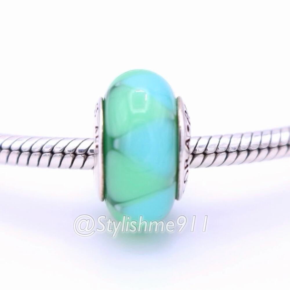 Authentic PANDORA Captivating Green Murano Glass Bead - Picture 2 of 10